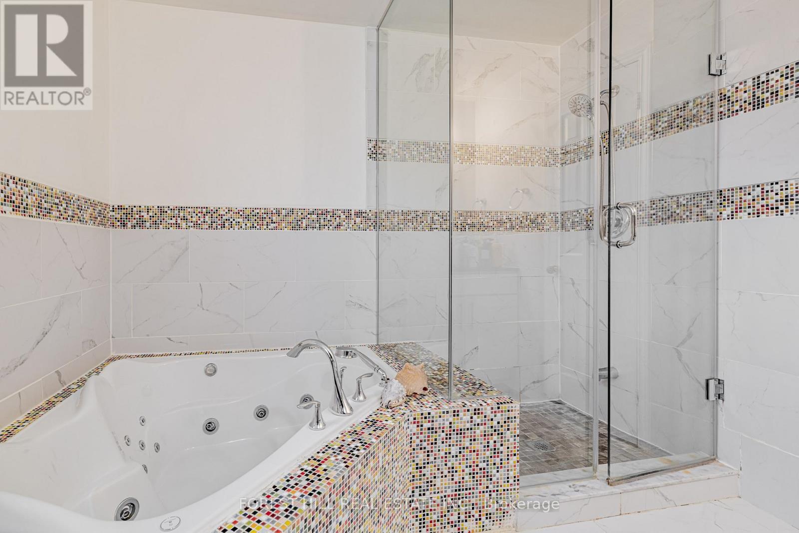 51 Briggs Avenue, Richmond Hill, Ontario  L4B 1N8 - Photo 24 - N12503476