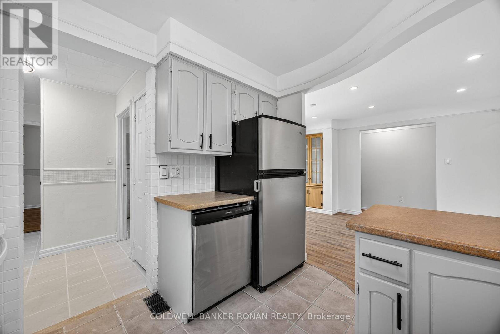 180 Wellington Street E, New Tecumseth, Ontario  L9R 1G5 - Photo 18 - N12503496