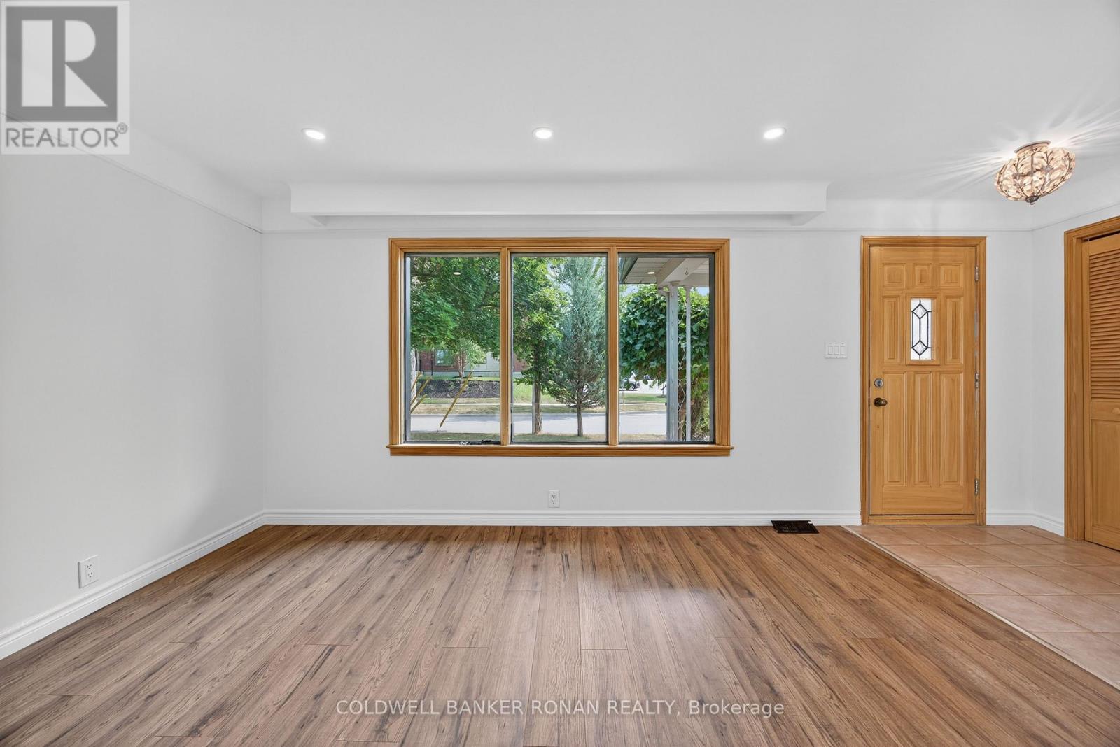 180 Wellington Street E, New Tecumseth, Ontario  L9R 1G5 - Photo 8 - N12503496