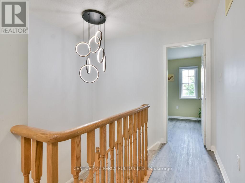 40 Mccann Lane, Essa (Angus), Ontario  L0M 1B4 - Photo 13 - N12503546