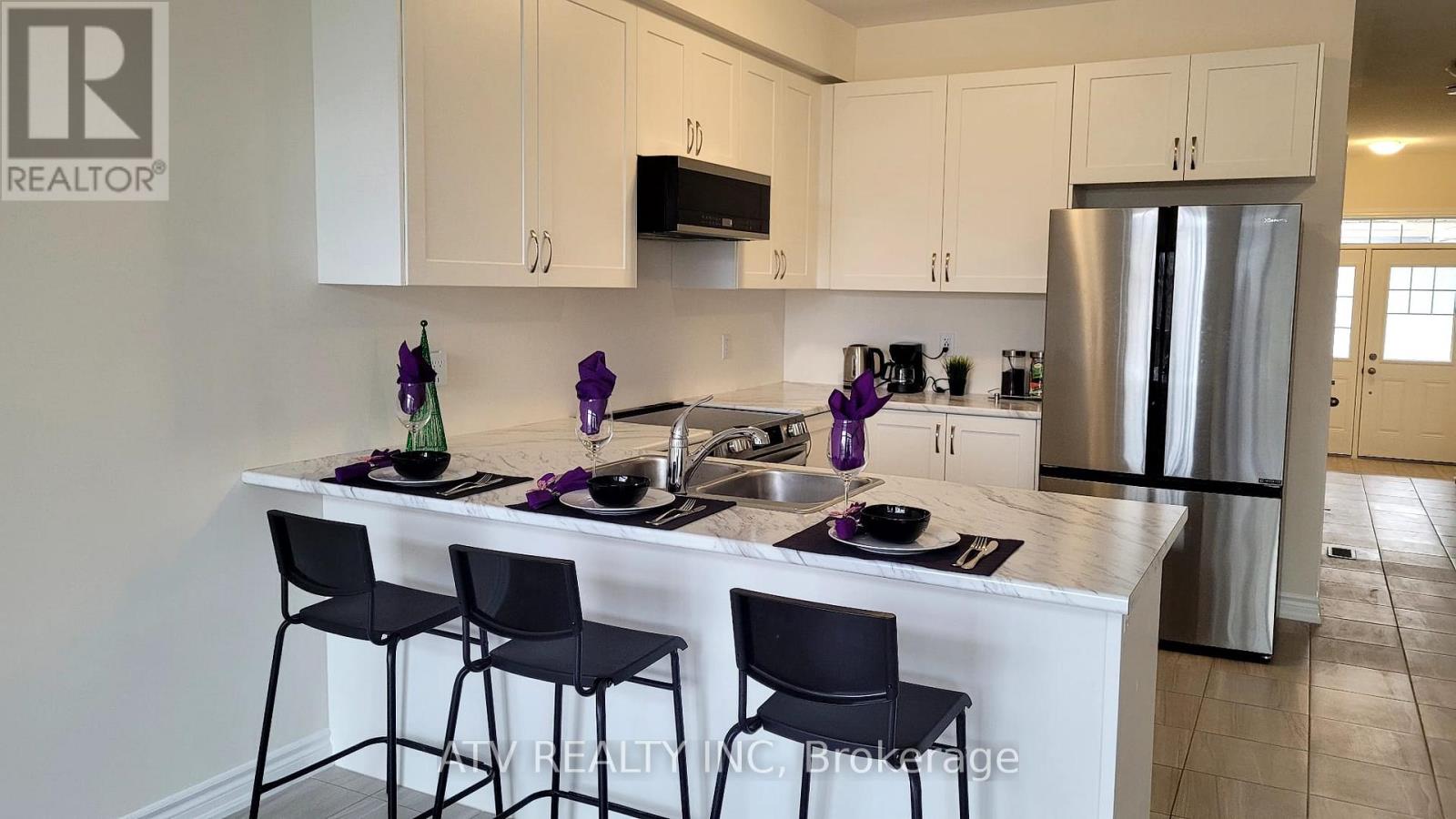 2135 Speare Court, Innisfil, Ontario  L9S 0M9 - Photo 12 - N12503552