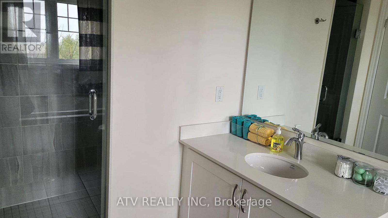 2135 Speare Court, Innisfil, Ontario  L9S 0M9 - Photo 29 - N12503552