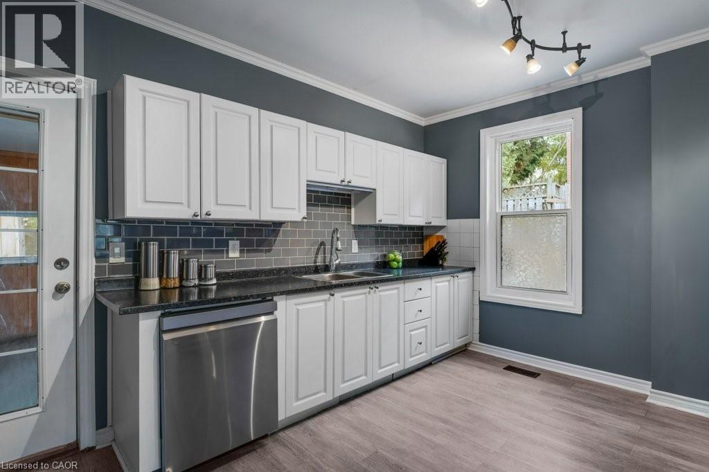 6 Glanville Avenue, Brantford, Ontario  N3S 2Y7 - Photo 16 - 40782561