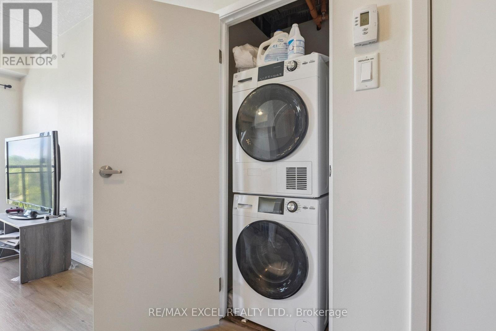 G607 - 275 Larch Street, Waterloo, Ontario  N2L 3R2 - Photo 21 - X12340624