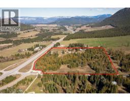 4251 Mikkelson Frontage Road, tappen, British Columbia