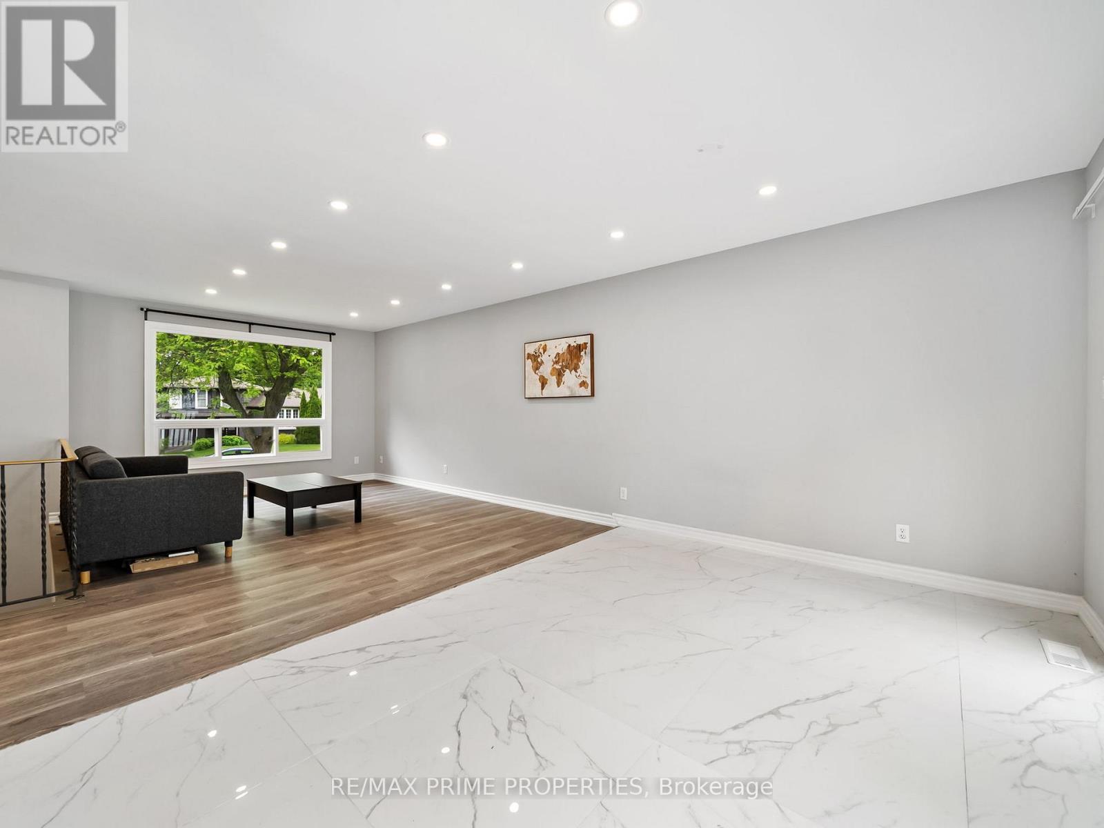 691 Glen Crescent, Orillia, Ontario  L3V 6R2 - Photo 8 - S12503536