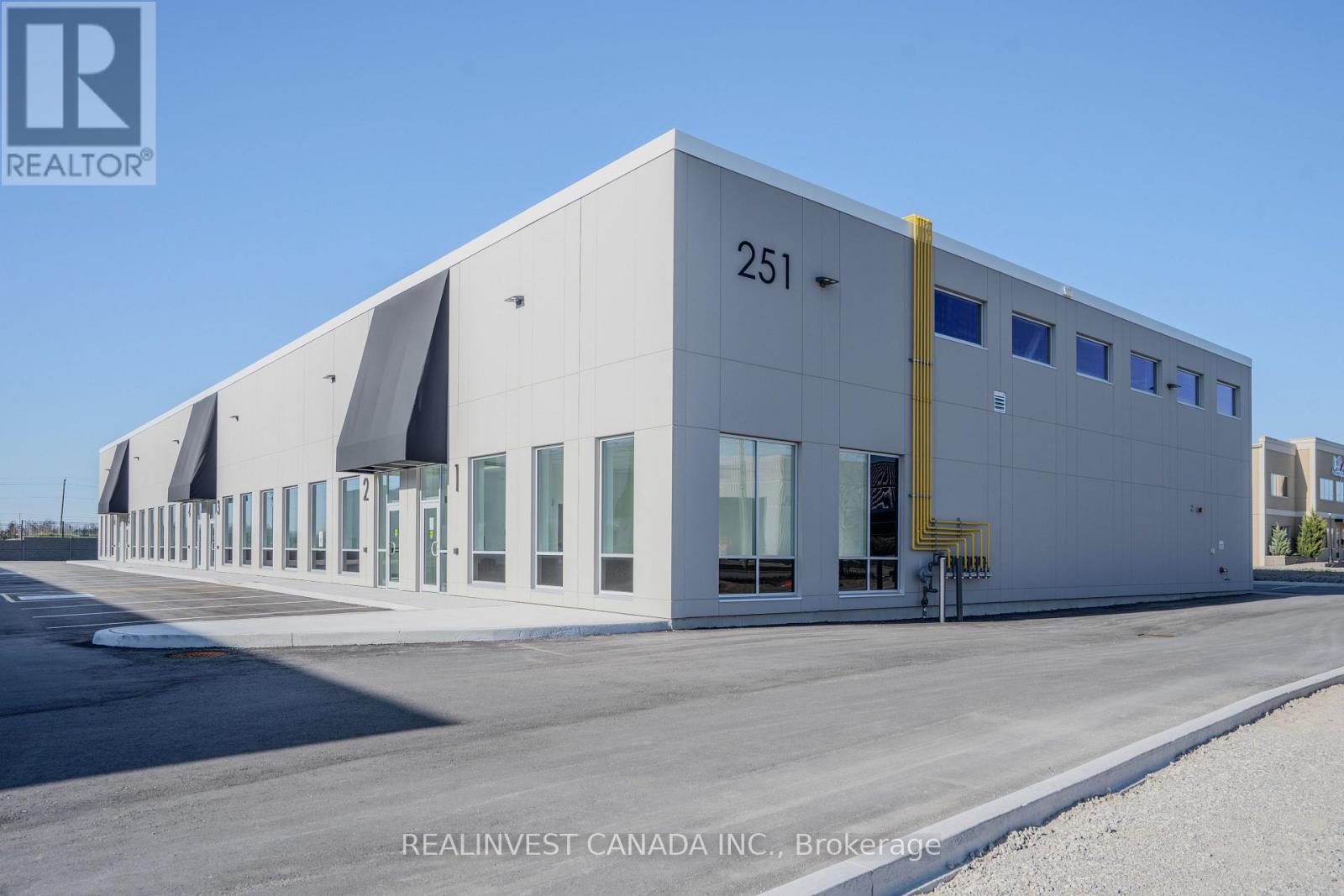 1 - 251 King Street, Barrie, Ontario  L4N 6B5 - Photo 2 - S12503556