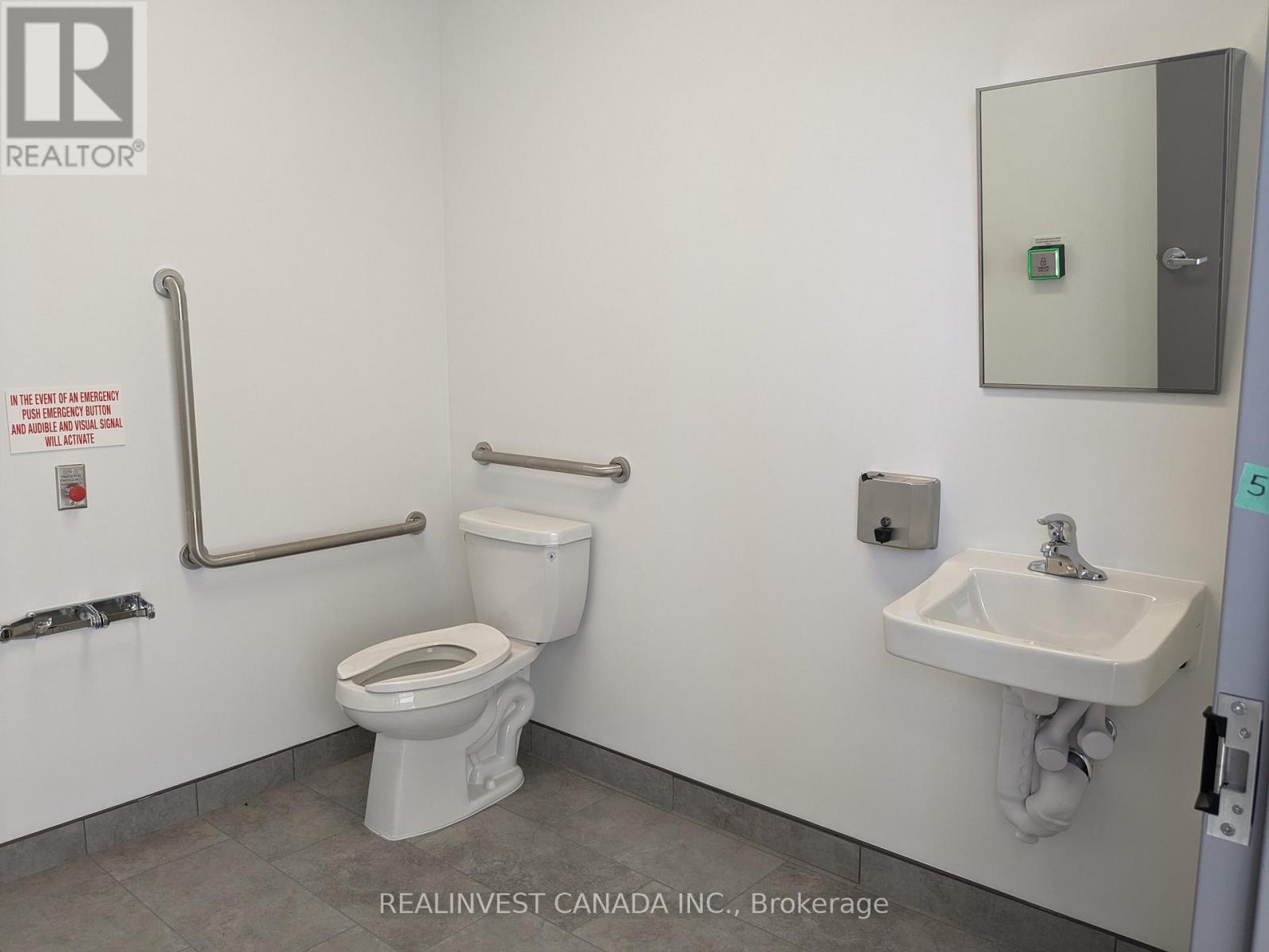 1 - 251 King Street, Barrie, Ontario  L4N 6B5 - Photo 4 - S12503556