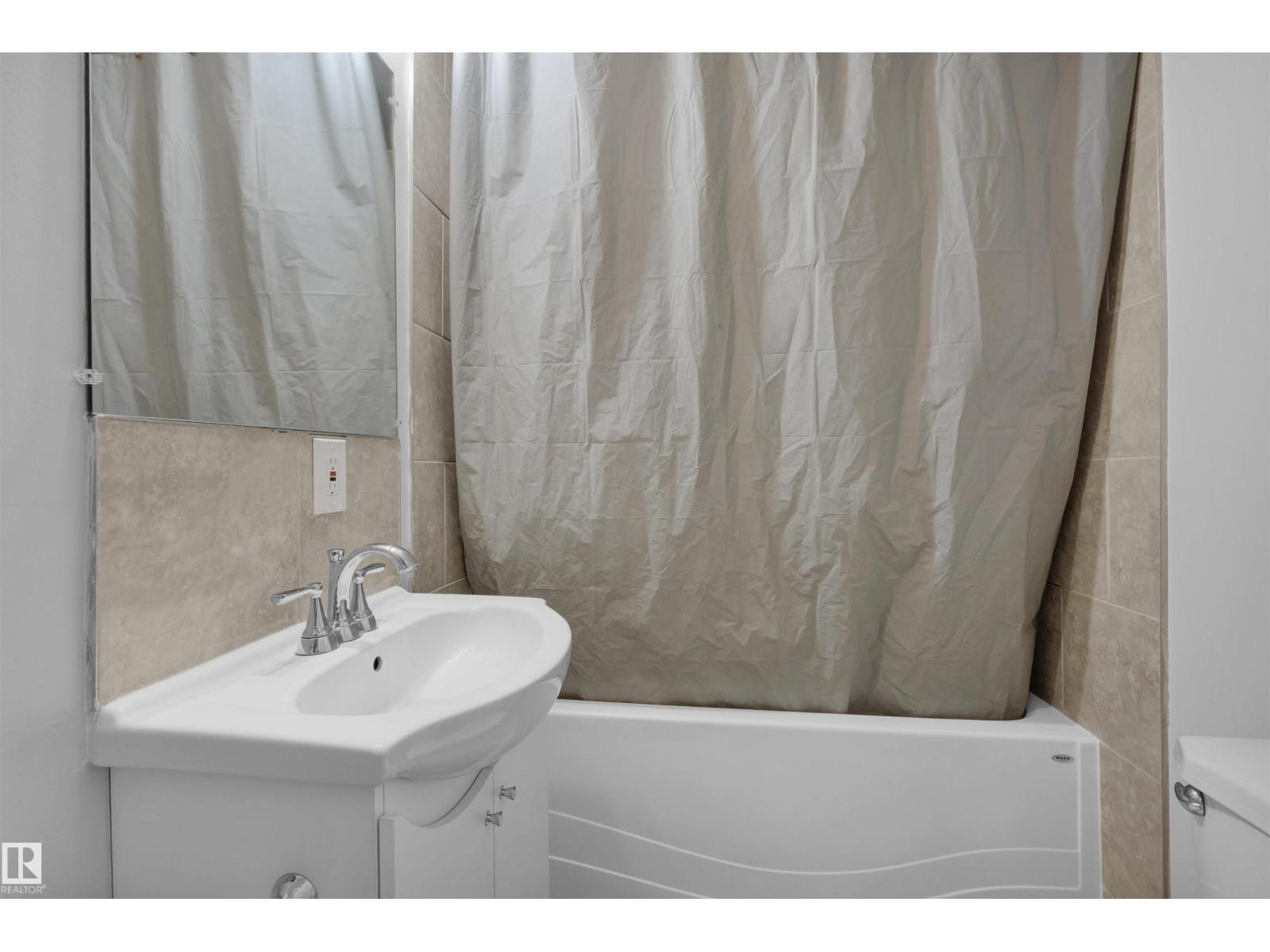 75 Grand Meadow Cr Nw, Edmonton, Alberta  T6L 1A3 - Photo 32 - E4464405