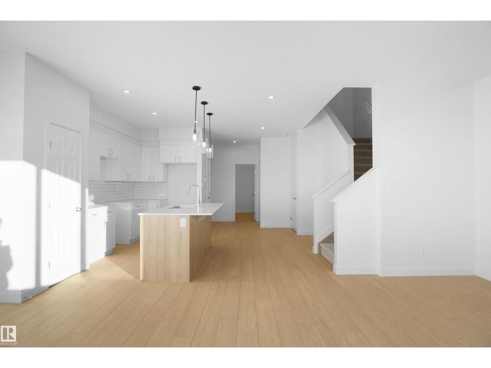 2116 210 St Nw, Edmonton, Alberta  T6M 1P7 - Photo 3 - E4443753