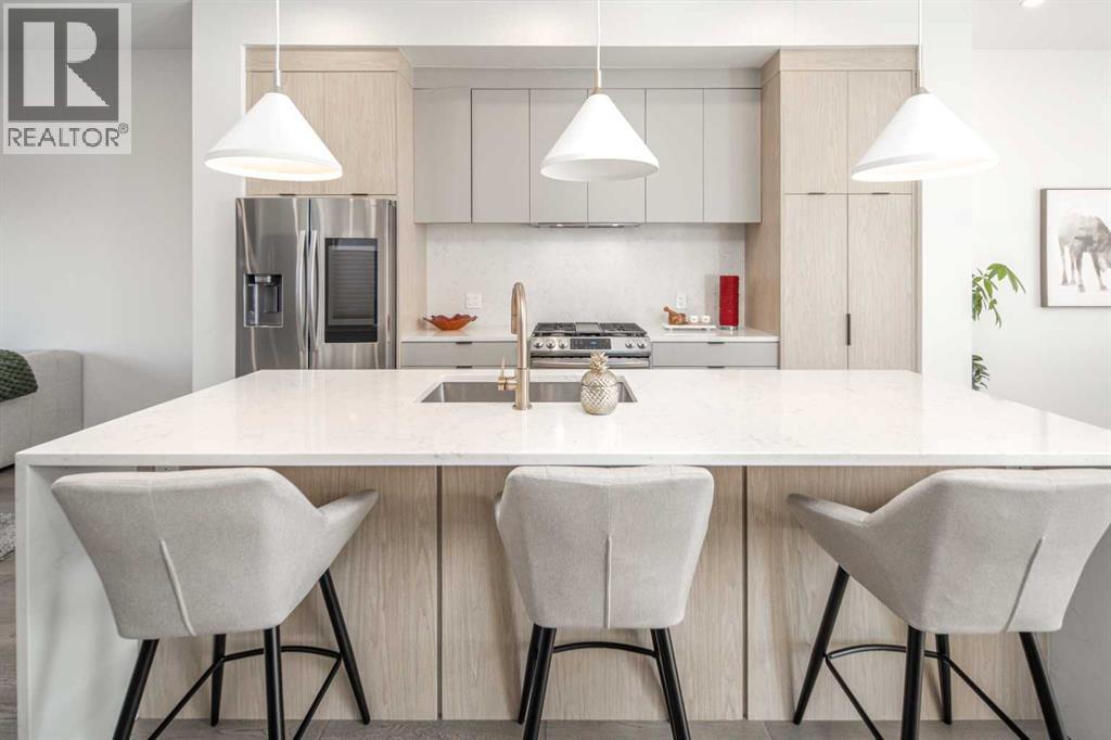 2409b Richmond Road Sw, Calgary, Alberta  T2T 5E5 - Photo 11 - A2266633