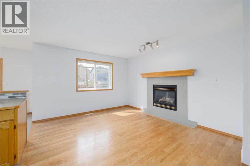 6013 Saddlehorn Drive Ne, Calgary, Alberta  T3J 4M4 - Photo 8 - A2266889