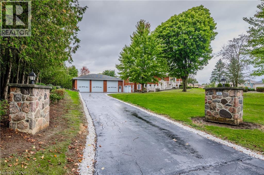 186 Napier Street, Mitchell, Ontario  N0K 1N0 - Photo 2 - 40727126