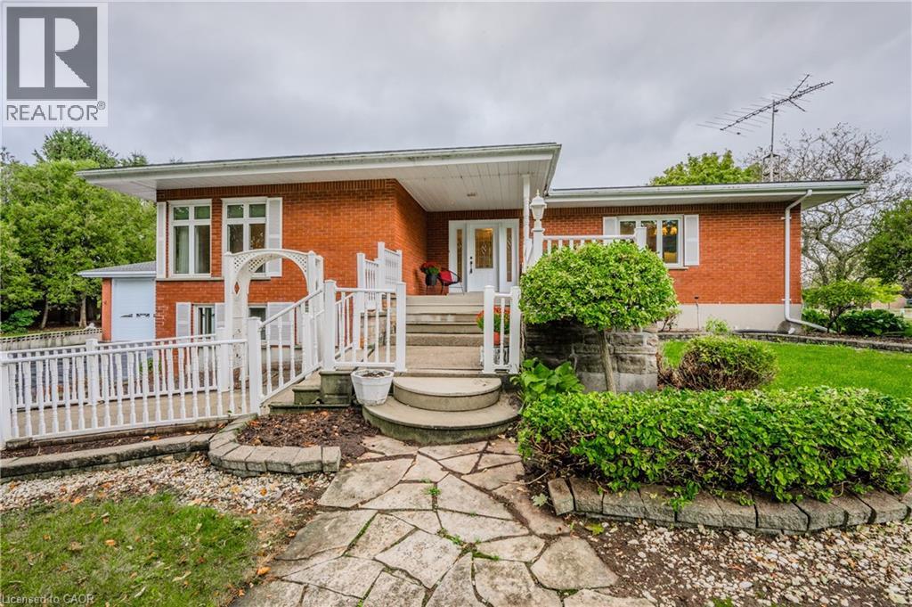 186 Napier Street, Mitchell, Ontario  N0K 1N0 - Photo 5 - 40727126