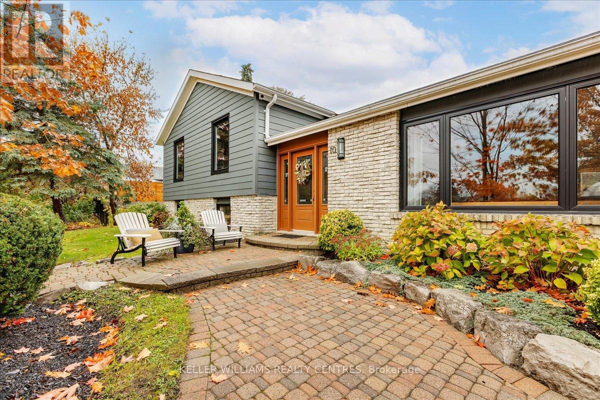 10 Patricia Place, Georgina, Ontario  L4P 3T9 - Photo 3 - N12490634