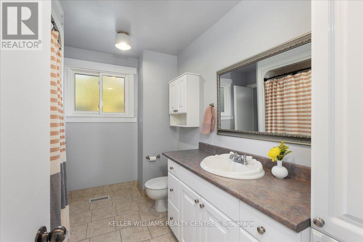 10 Patricia Place, Georgina, Ontario  L4P 3T9 - Photo 22 - N12490634