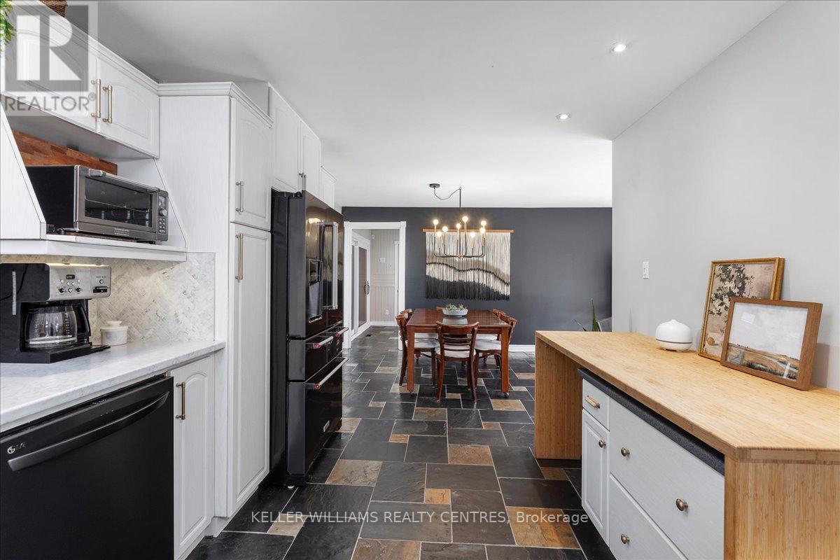 10 Patricia Place, Georgina, Ontario  L4P 3T9 - Photo 20 - N12490634