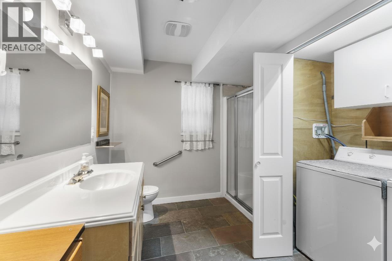 20110 120a Avenue, Maple Ridge, British Columbia  V2X 3M3 - Photo 23 - R3063686