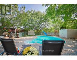 47 BLACKFRIAR LANE, Brantford, Ontario