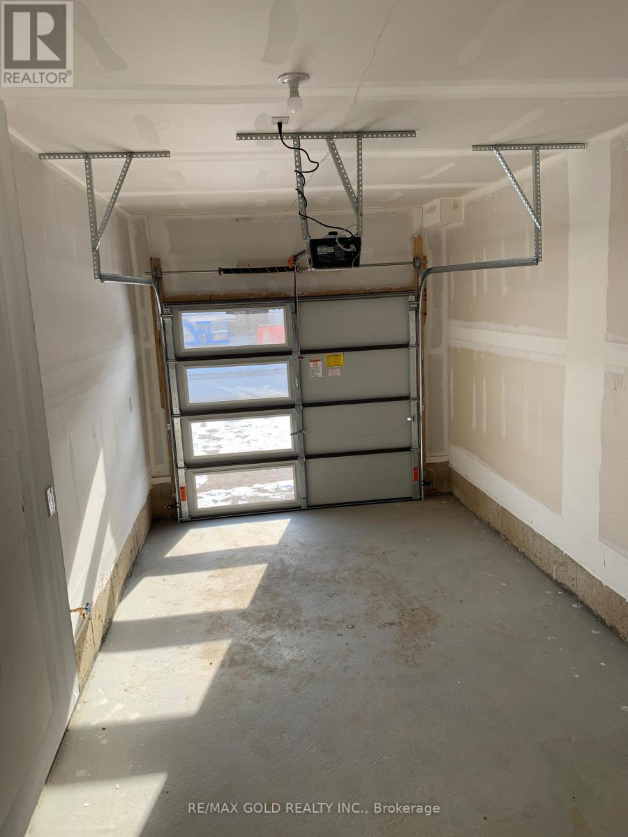 32 Oaktree Drive, Haldimand, Ontario  N3W 0E6 - Photo 36 - X12502692