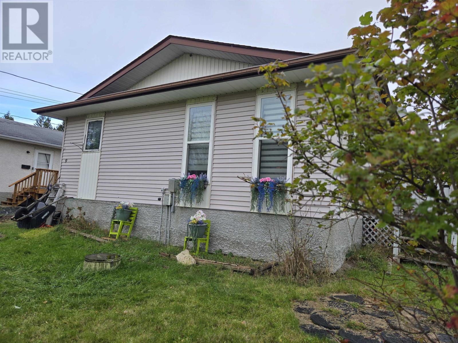 9 Universal Dr, Kenora, Ontario P9N 4M4 - Photo 3 - TB253304