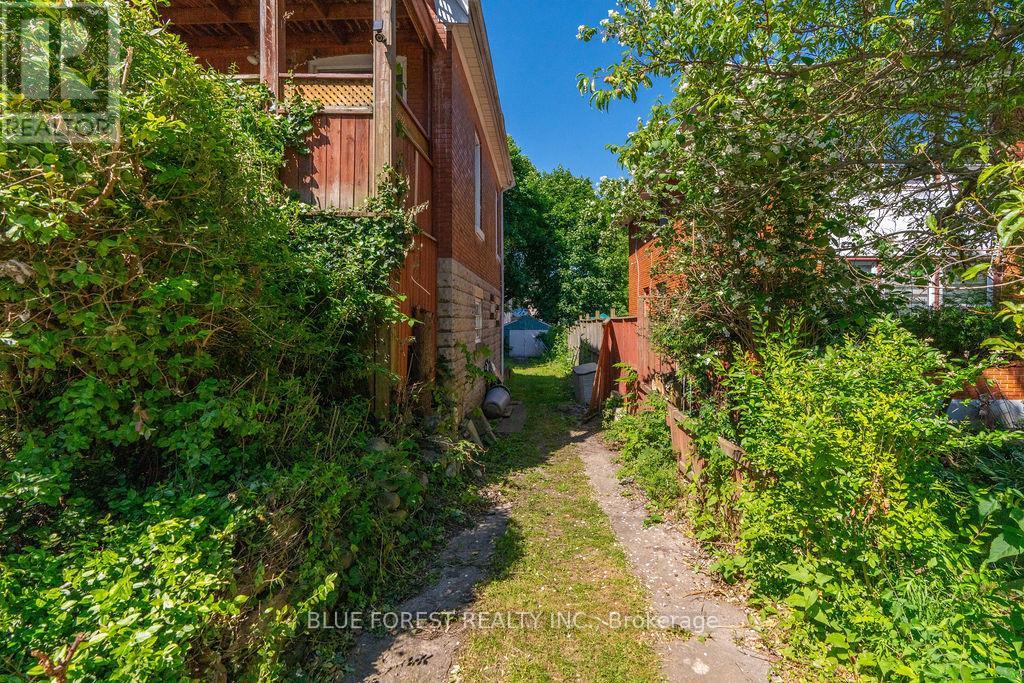 42 Terrace Street, London South, Ontario  N5Z 2X4 - Photo 32 - X12503730