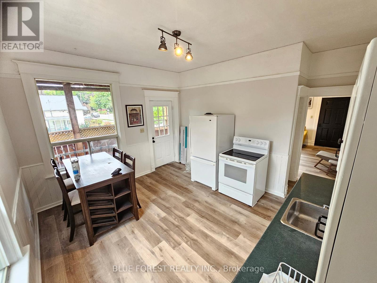 42 Terrace Street, London South, Ontario  N5Z 2X4 - Photo 7 - X12503730