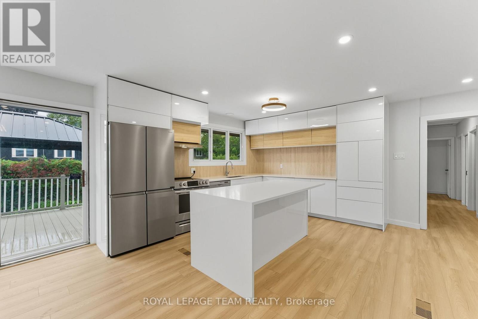 1856 Playfair Drive, Ottawa, Ontario  K1H 5S1 - Photo 16 - X12503644