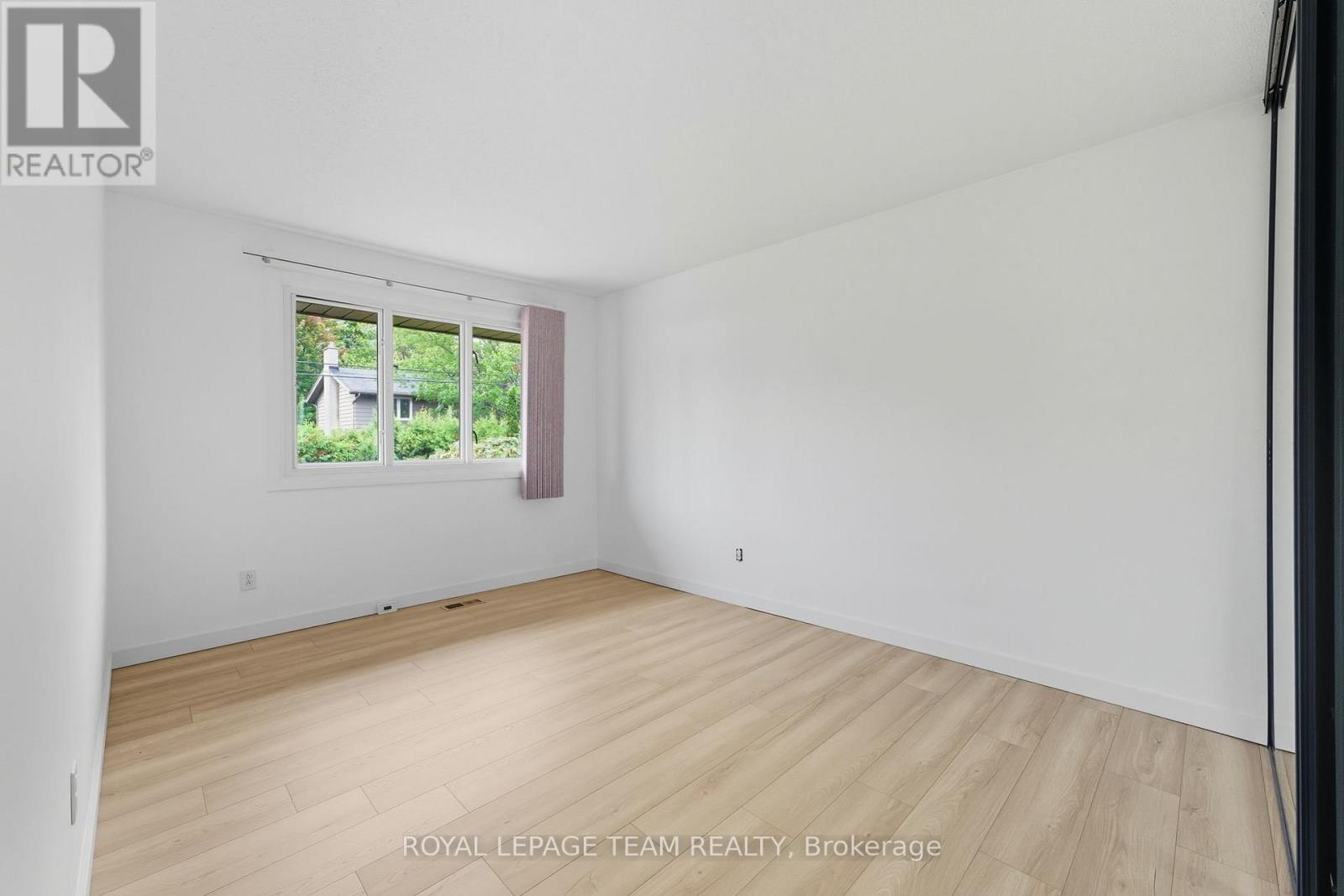 1856 Playfair Drive, Ottawa, Ontario  K1H 5S1 - Photo 28 - X12503644