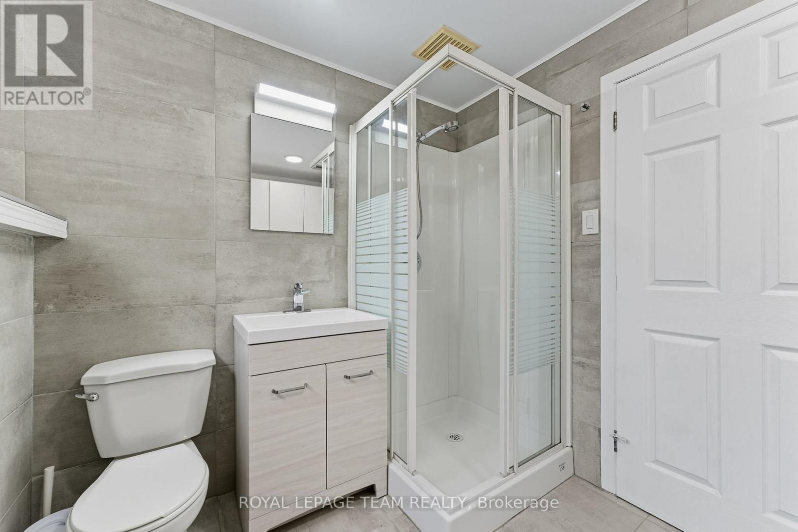 1856 Playfair Drive, Ottawa, Ontario  K1H 5S1 - Photo 41 - X12503644