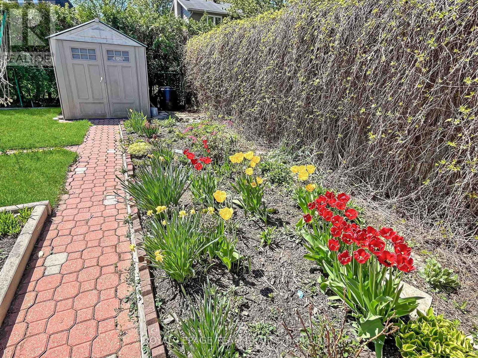 1856 Playfair Drive, Ottawa, Ontario  K1H 5S1 - Photo 48 - X12503644