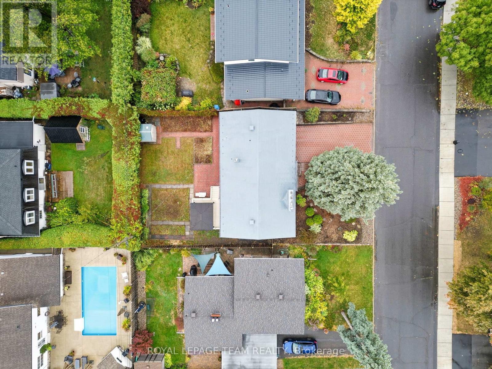 1856 Playfair Drive, Ottawa, Ontario  K1H 5S1 - Photo 49 - X12503644