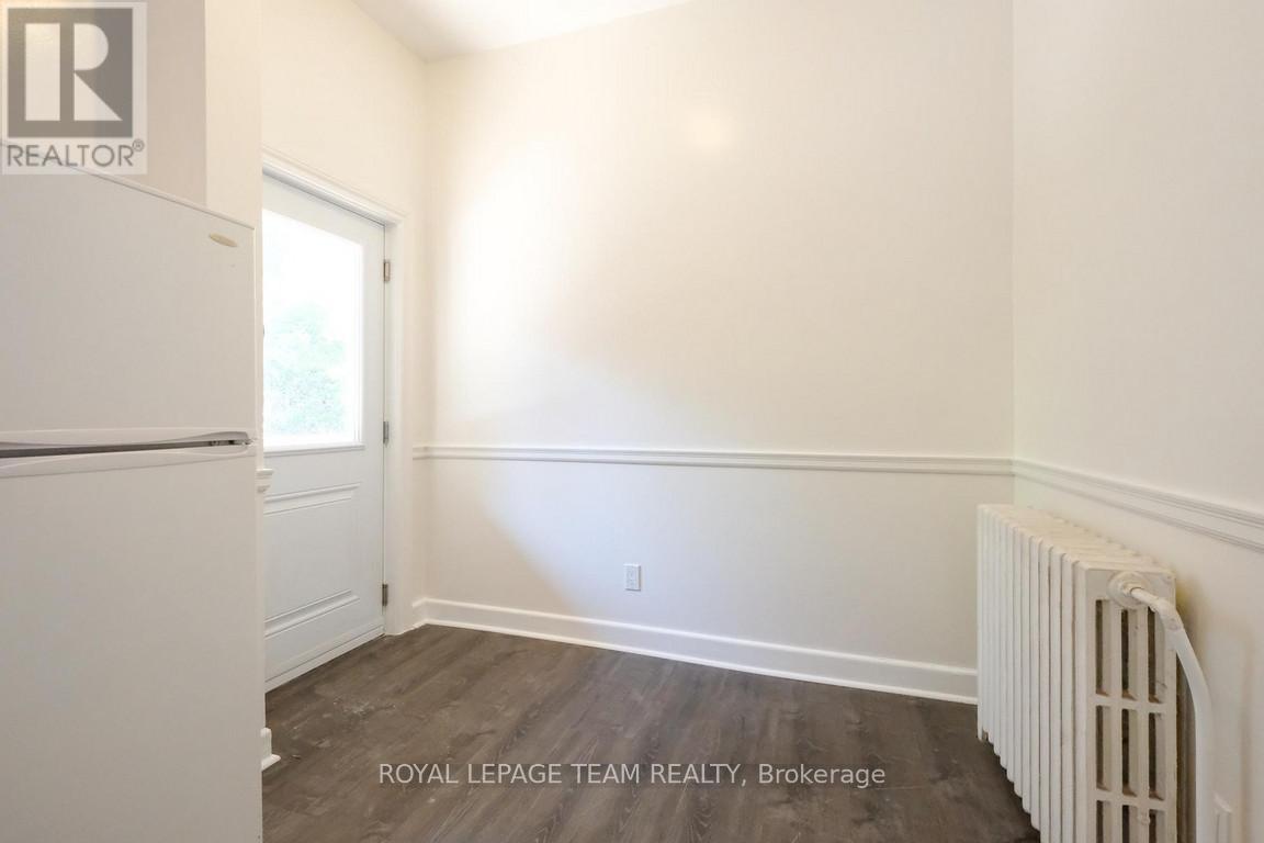 260 Somerset Street W, Ottawa, Ontario  K2P 0J6 - Photo 13 - X12503684