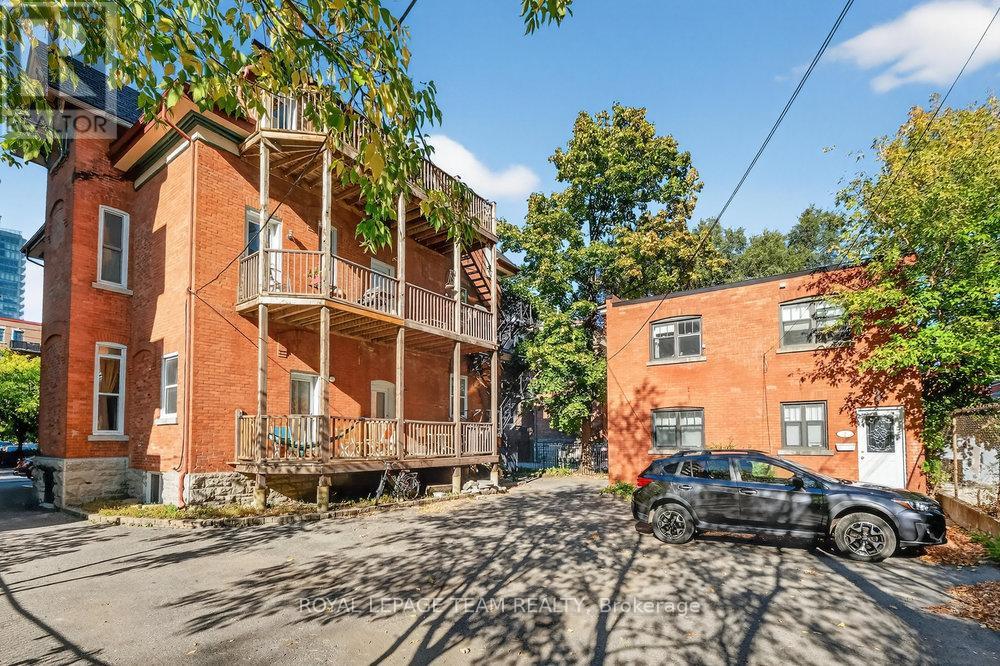 260 Somerset Street W, Ottawa, Ontario  K2P 0J6 - Photo 34 - X12503684