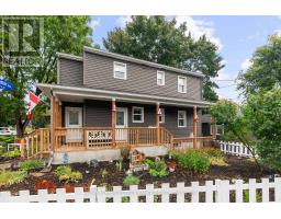 72 DAGMAR AVENUE, Ottawa, Ontario