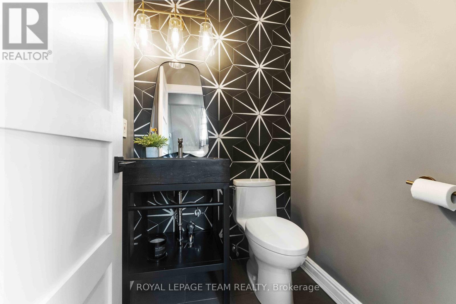 1466 Rhea Place, Ottawa, Ontario  K1V 1H1 - Photo 18 - X12503750