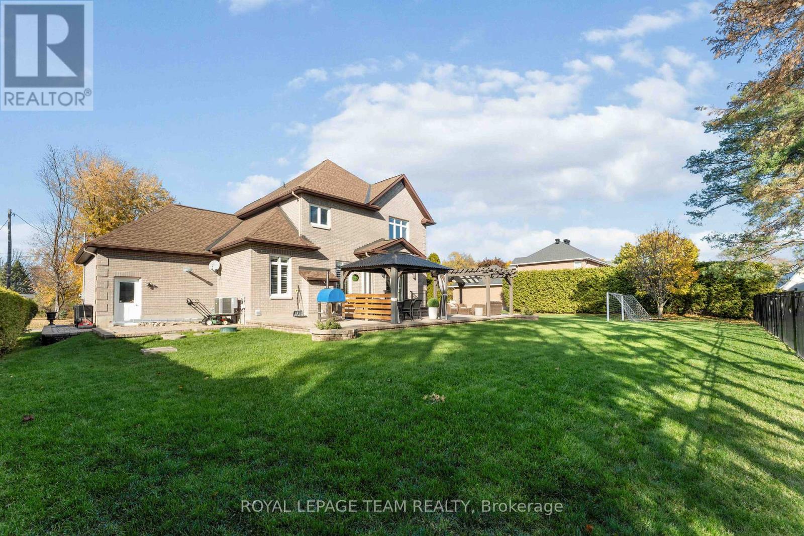 1466 Rhea Place, Ottawa, Ontario  K1V 1H1 - Photo 41 - X12503750