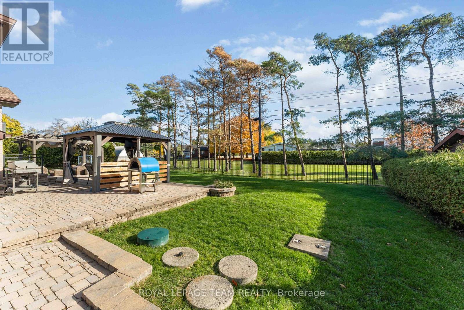 1466 Rhea Place, Ottawa, Ontario  K1V 1H1 - Photo 43 - X12503750