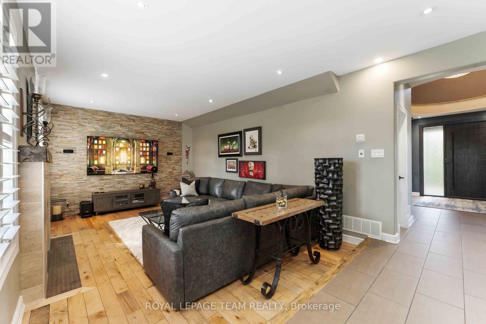 1466 Rhea Place, Ottawa, Ontario  K1V 1H1 - Photo 8 - X12503750