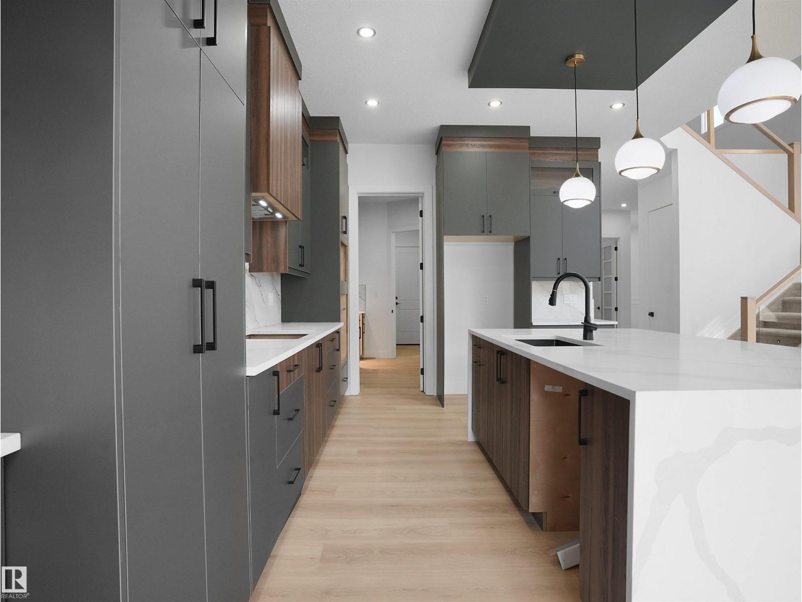 1113 Gyrfalcon Cr Nw, Edmonton, Alberta  T5S 0S5 - Photo 17 - E4464542