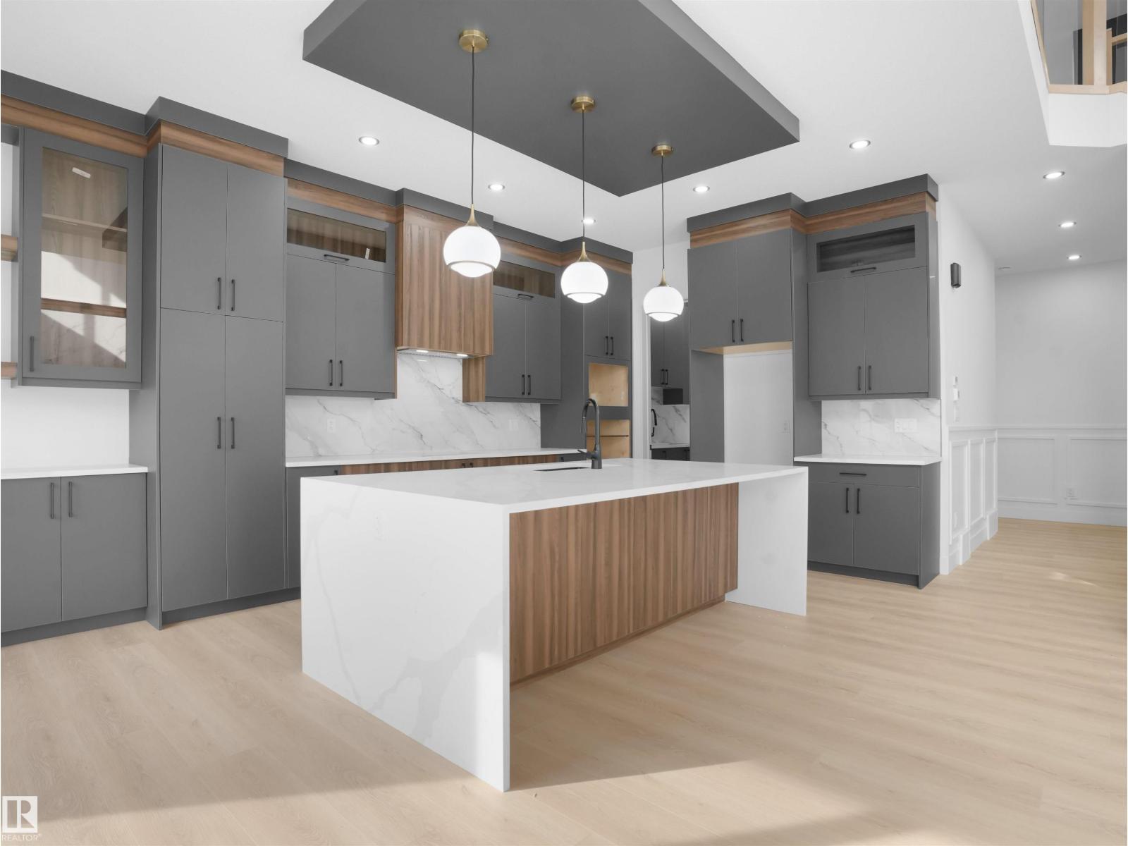 1113 Gyrfalcon Cr Nw, Edmonton, Alberta  T5S 0S5 - Photo 5 - E4464542