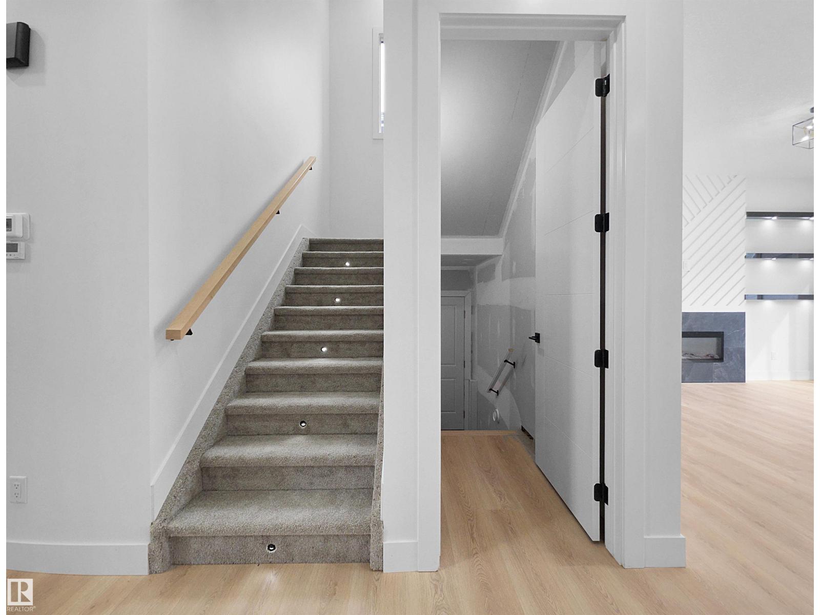 1107 Gyrfalcon Cr Nw, Edmonton, Alberta  T5S 0S5 - Photo 10 - E4464543