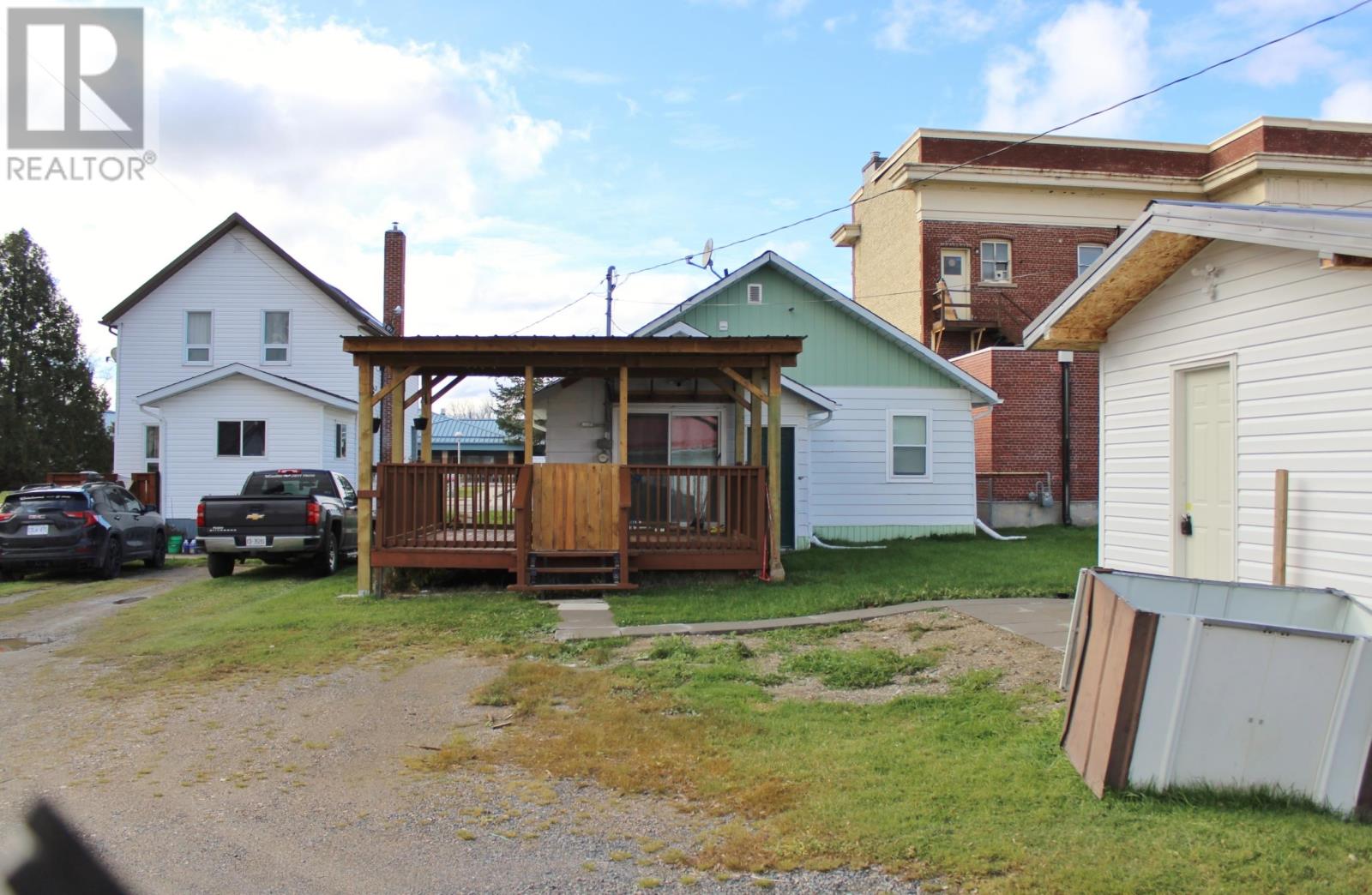 118 Fourth St, Rainy River, Ontario P0W 1L0 - Photo 3 - TB253385