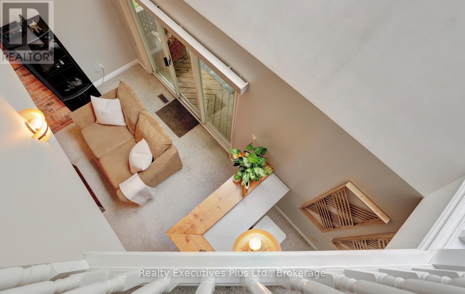 322 Pine Avenue, Oakville, Ontario  L6J 2J9 - Photo 22 - W12503642