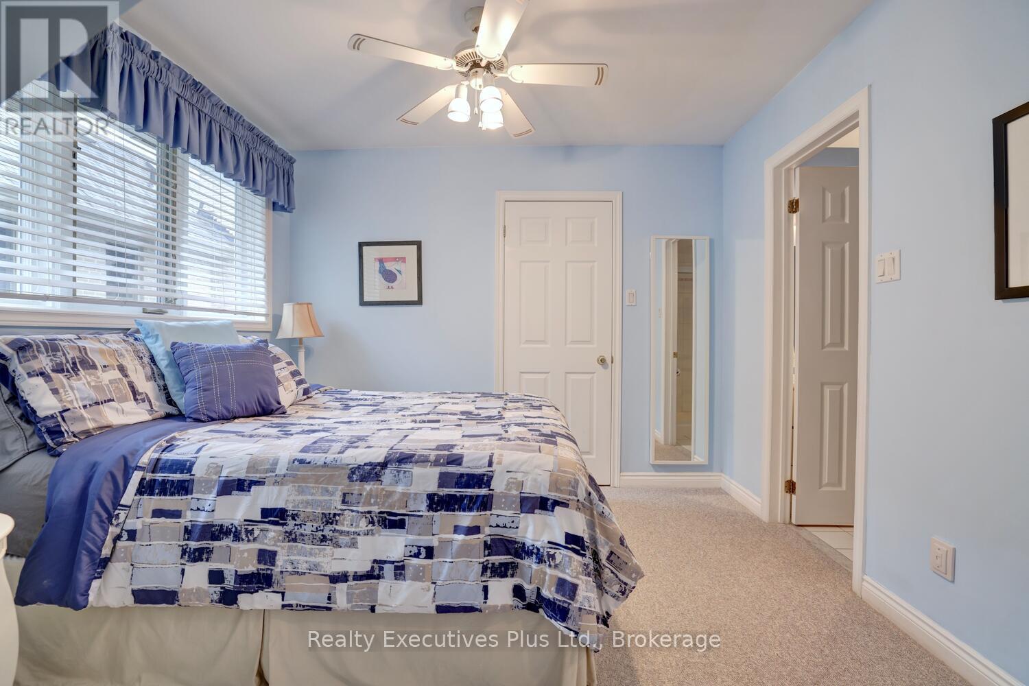 322 Pine Avenue, Oakville, Ontario  L6J 2J9 - Photo 35 - W12503642