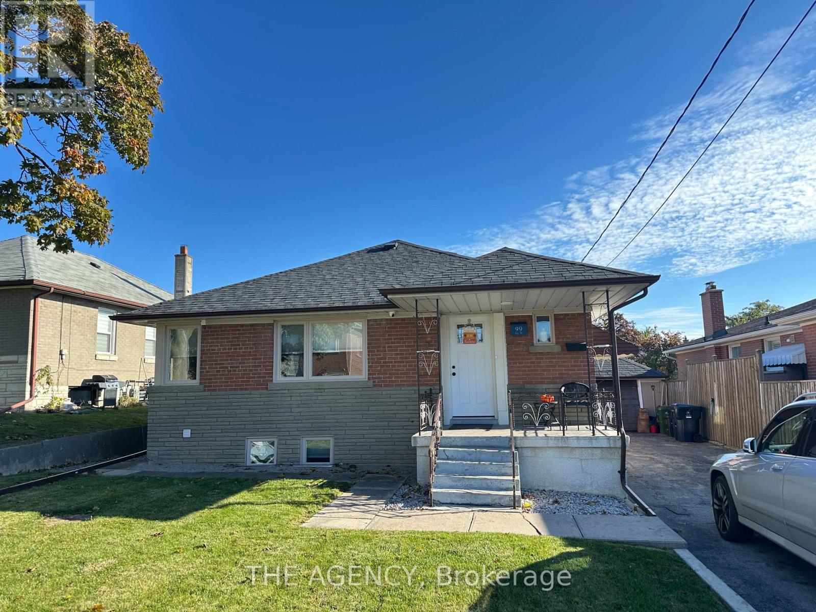 99 JAY STREET, Toronto, Ontario