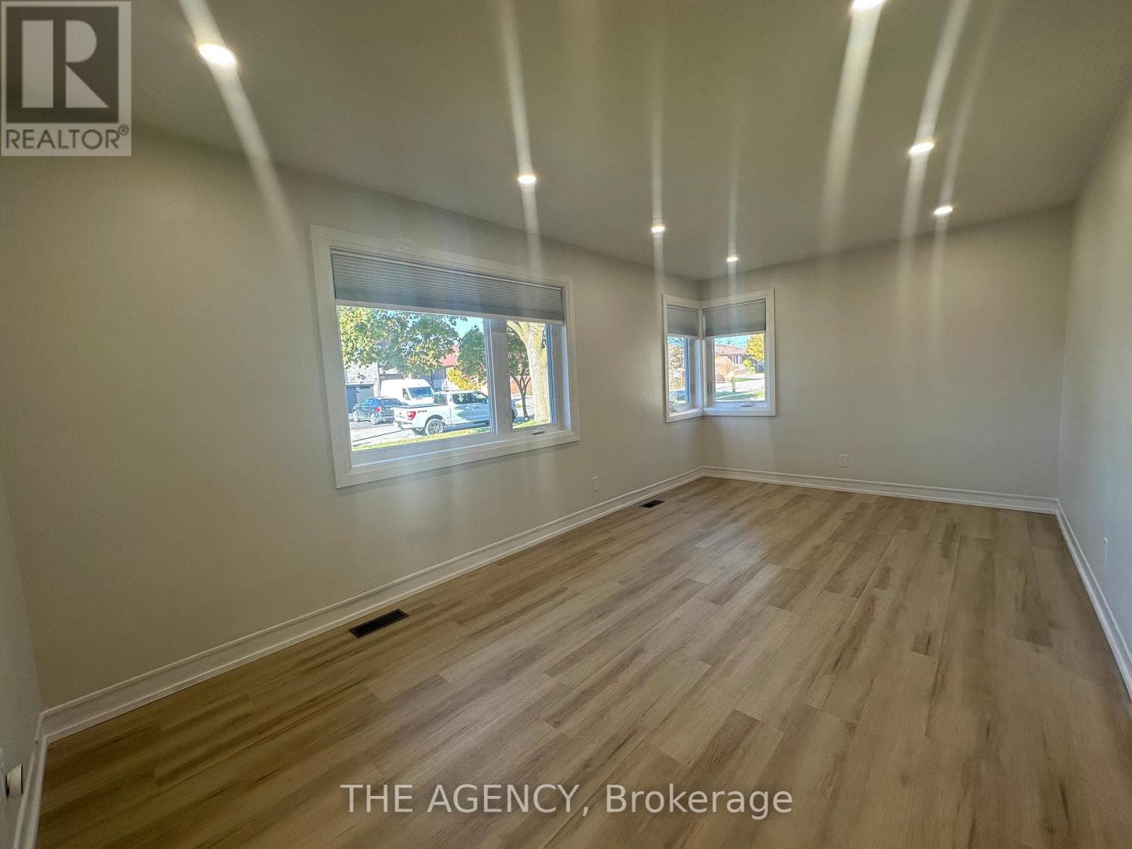 99 Jay Street, Toronto, Ontario  M6L 2M3 - Photo 5 - W12503304