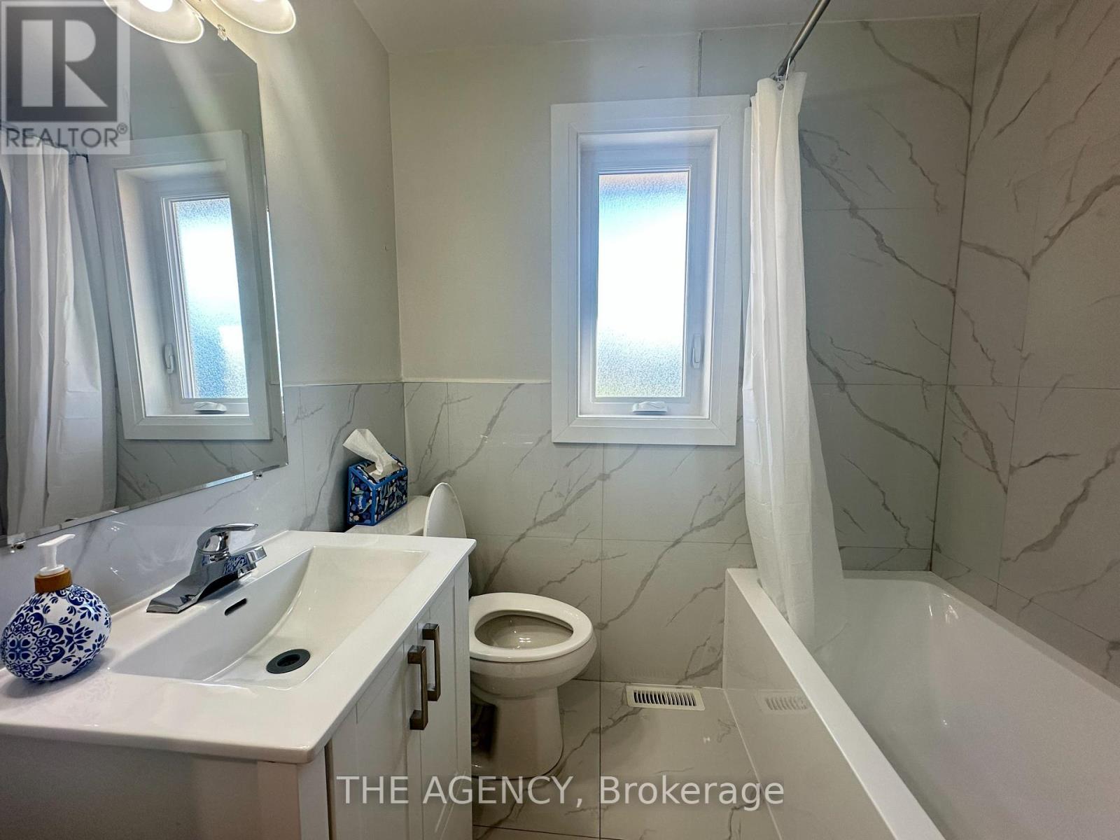 99 Jay Street, Toronto, Ontario  M6L 2M3 - Photo 8 - W12503304