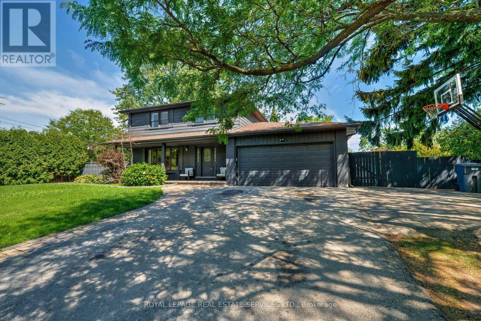 297 SUNSET DRIVE, Oakville, Ontario
