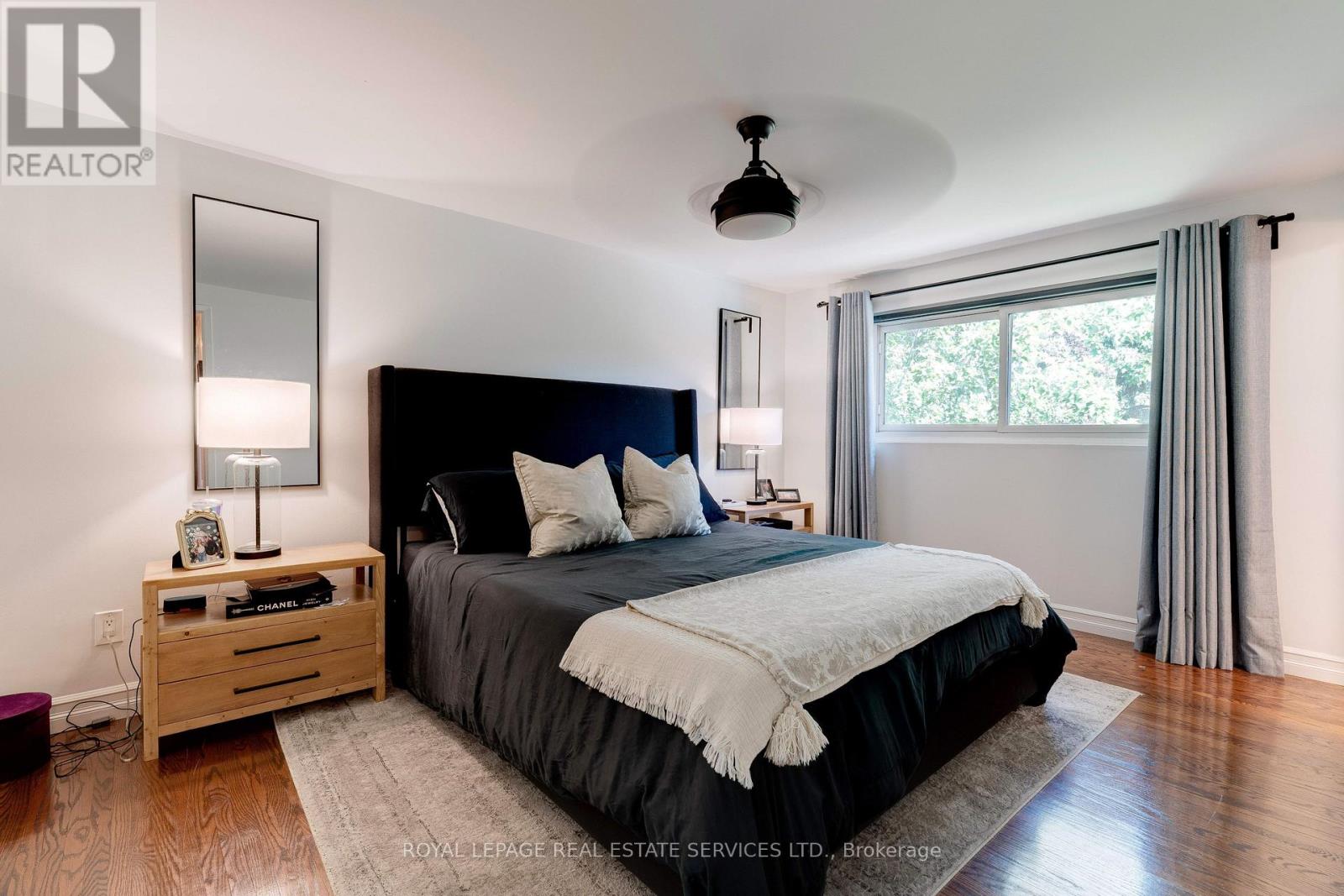 297 Sunset Drive, Oakville, Ontario  L6L 3M5 - Photo 19 - W12503310